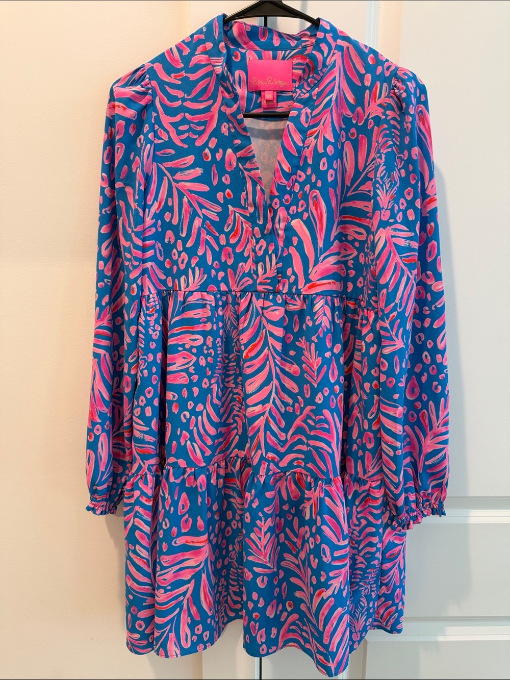 Lilly Pulitzer Winona stretch- Vibrant Blue & Pink Printed V-Neck Tunic Dress